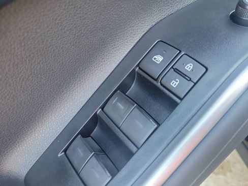 Certified 2026 Toyota Highlander XSE AWD/4WD image 12