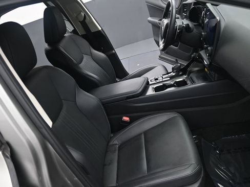 Used 2022 Lexus NX 250 AWD image 13
