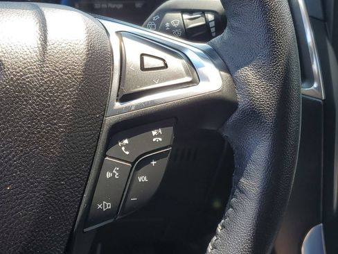 Used 2023 Ford Edge Titanium w/ Cargo Accessory Package AWD/4WD image 17