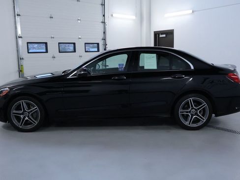 Used 2020 Mercedes-Benz C 300 4MATIC Sedan image 4