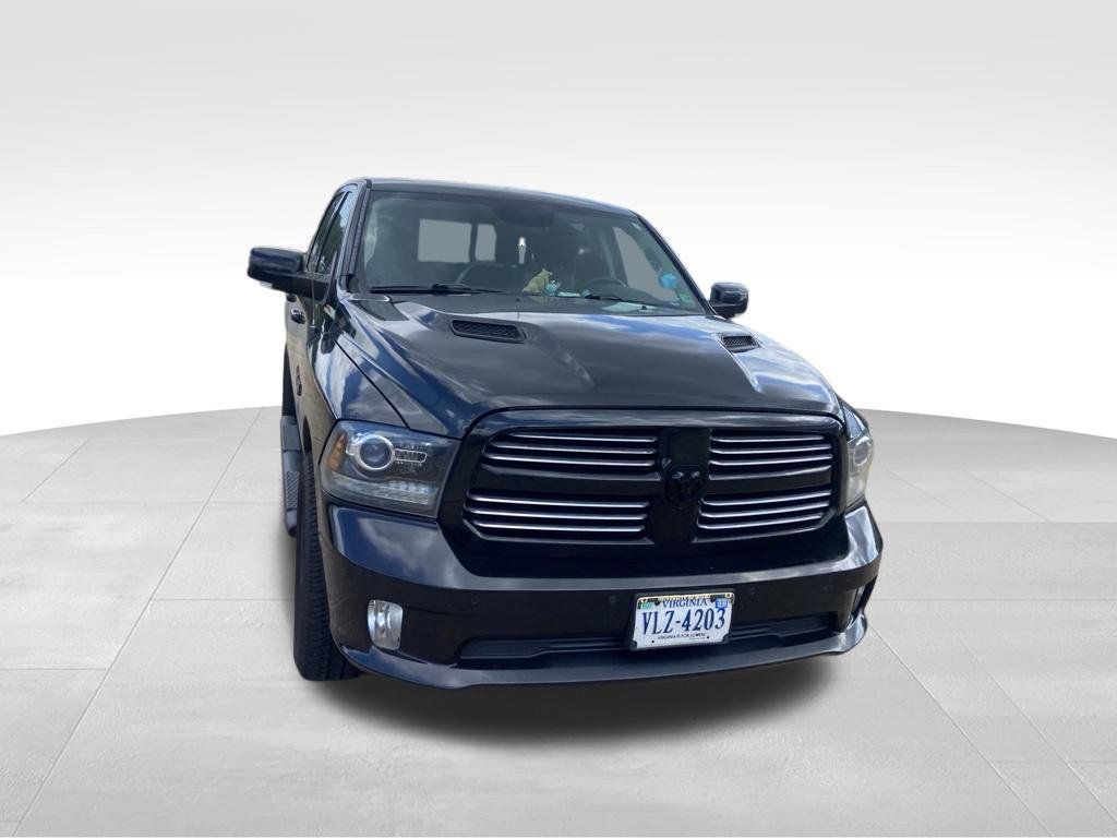 Used 2016 RAM 1500 Sport w/ Black Ram 1500 Sport Group AWD/4WD image 17
