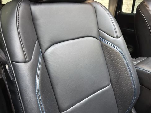 Used 2024 Jeep Wrangler High Altitude image 14