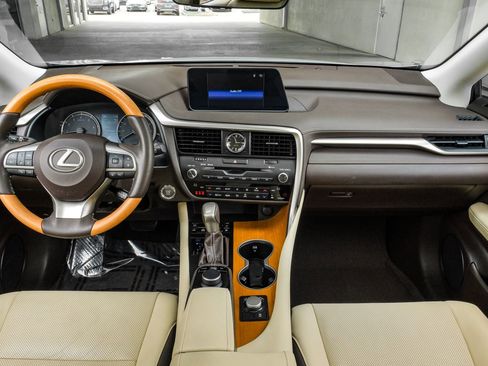 Used 2019 Lexus RX 350 FWD w/ Premium Package image 13