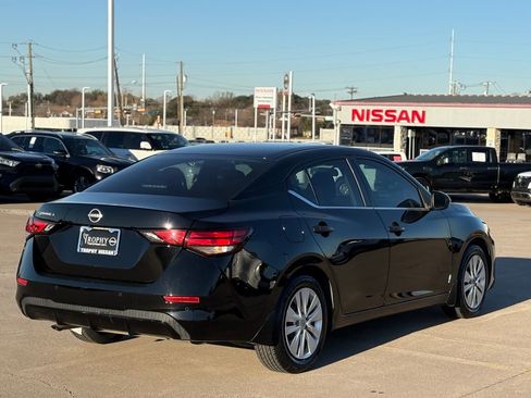 Certified 2024 Nissan Sentra S image 7