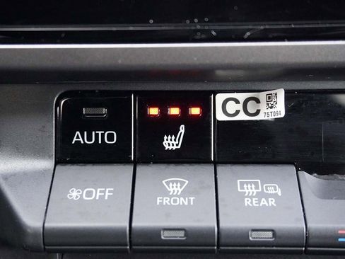 Used 2025 Toyota Camry SE w/ Multimedia Upgrade Package image 46