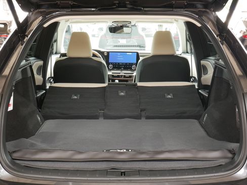 Used 2024 Lexus RX 350 Premium w/ Convenience Package FWD image 34