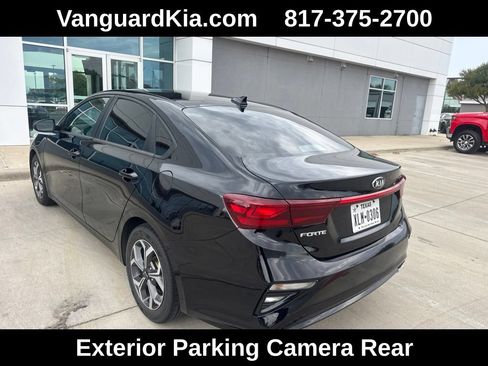 Used 2019 Kia Forte LXS FWD image 3