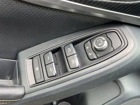 Used 2019 Subaru Crosstrek 2.0i Limited w/ Moonroof Package w/Navigation image 13