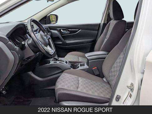Used 2022 Nissan Rogue Sport SV FWD image 14
