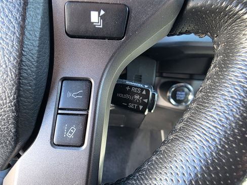 Used 2020 Toyota Tacoma TRD Sport image 44