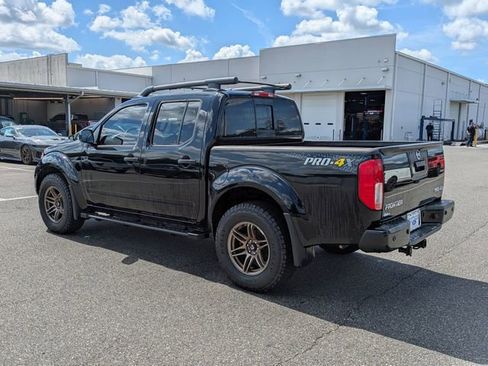 Used 2018 Nissan Frontier PRO-4X AWD/4WD image 5