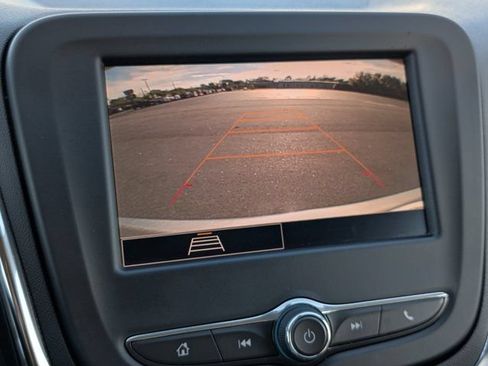 Used 2024 Chevrolet Equinox LT AWD/4WD image 18