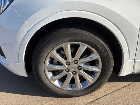 Used 2020 Buick Envision Essence image 26