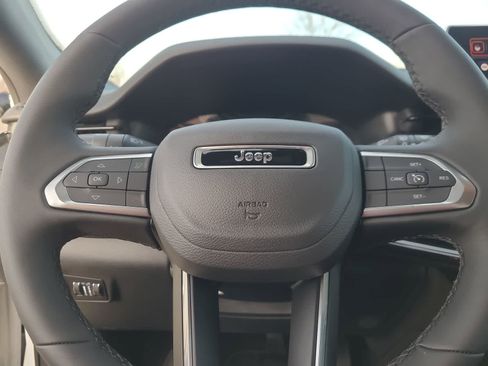 New 2026 Jeep Compass Latitude AWD/4WD image 23