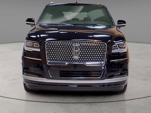 New 2023 Lincoln Navigator Reserve image 4