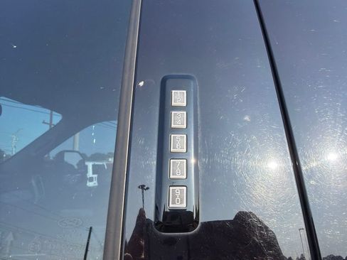 Used 2019 Ford F250 Lariat w/ Chrome Package AWD/4WD image 26