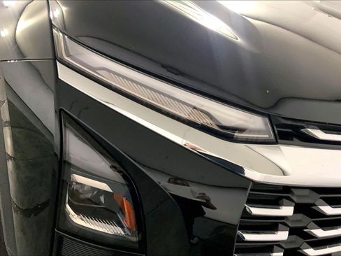 Used 2025 Chevrolet Equinox LT FWD image 27