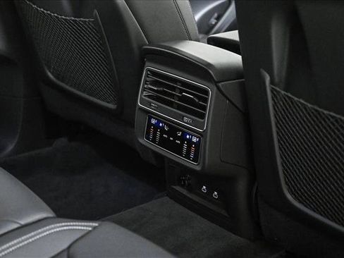 Certified 2025 Audi Q8 Premium Plus w/ Premium Plus Package image 18