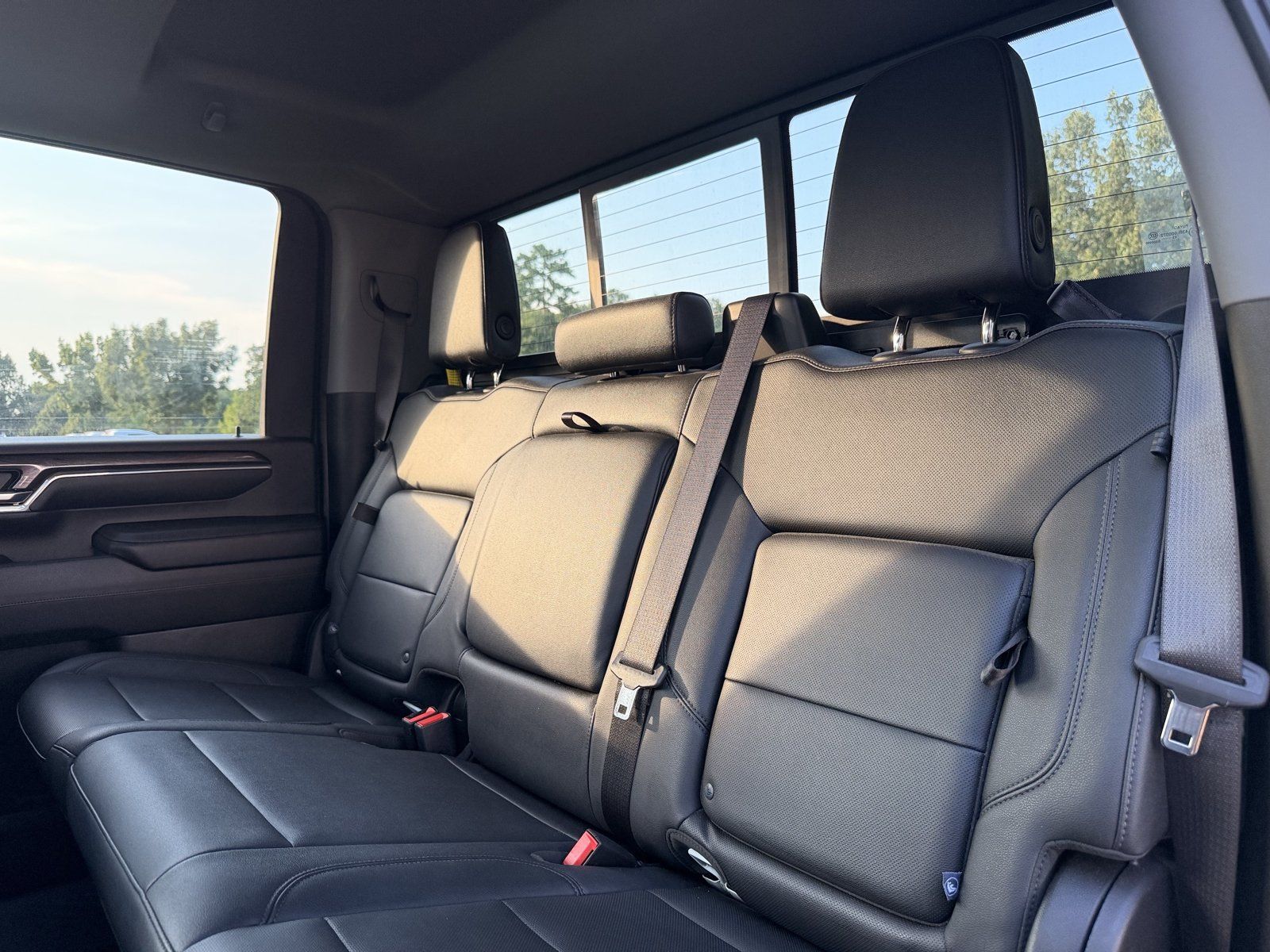 Used 2024 Chevrolet Silverado 3500 LTZ w/ LTZ Premium Package AWD/4WD image 36