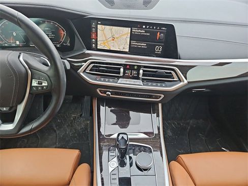 Used 2021 BMW X5 xDrive40i w/ Convenience Package image 11