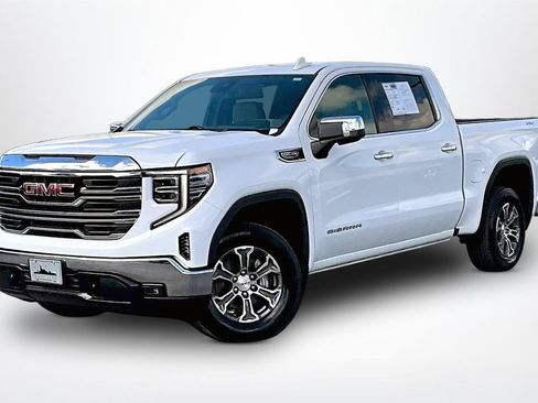 Used 2025 GMC Sierra 1500 SLT AWD/4WD image 3