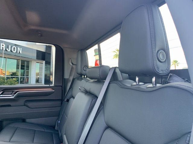 New 2026 GMC Sierra 2500 Denali w/ Technology Package AWD/4WD image 11