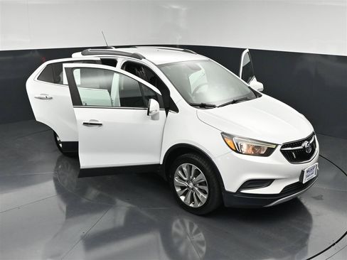 Used 2018 Buick Encore Preferred AWD/4WD image 27