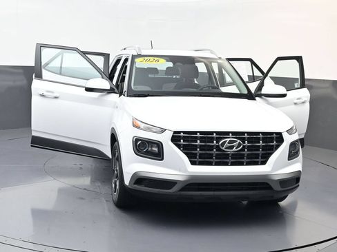 Certified 2026 Hyundai Venue SEL FWD image 31