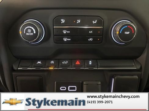 New 2026 Chevrolet Silverado 1500 Custom w/ Turbomax Blackout Package AWD/4WD image 27
