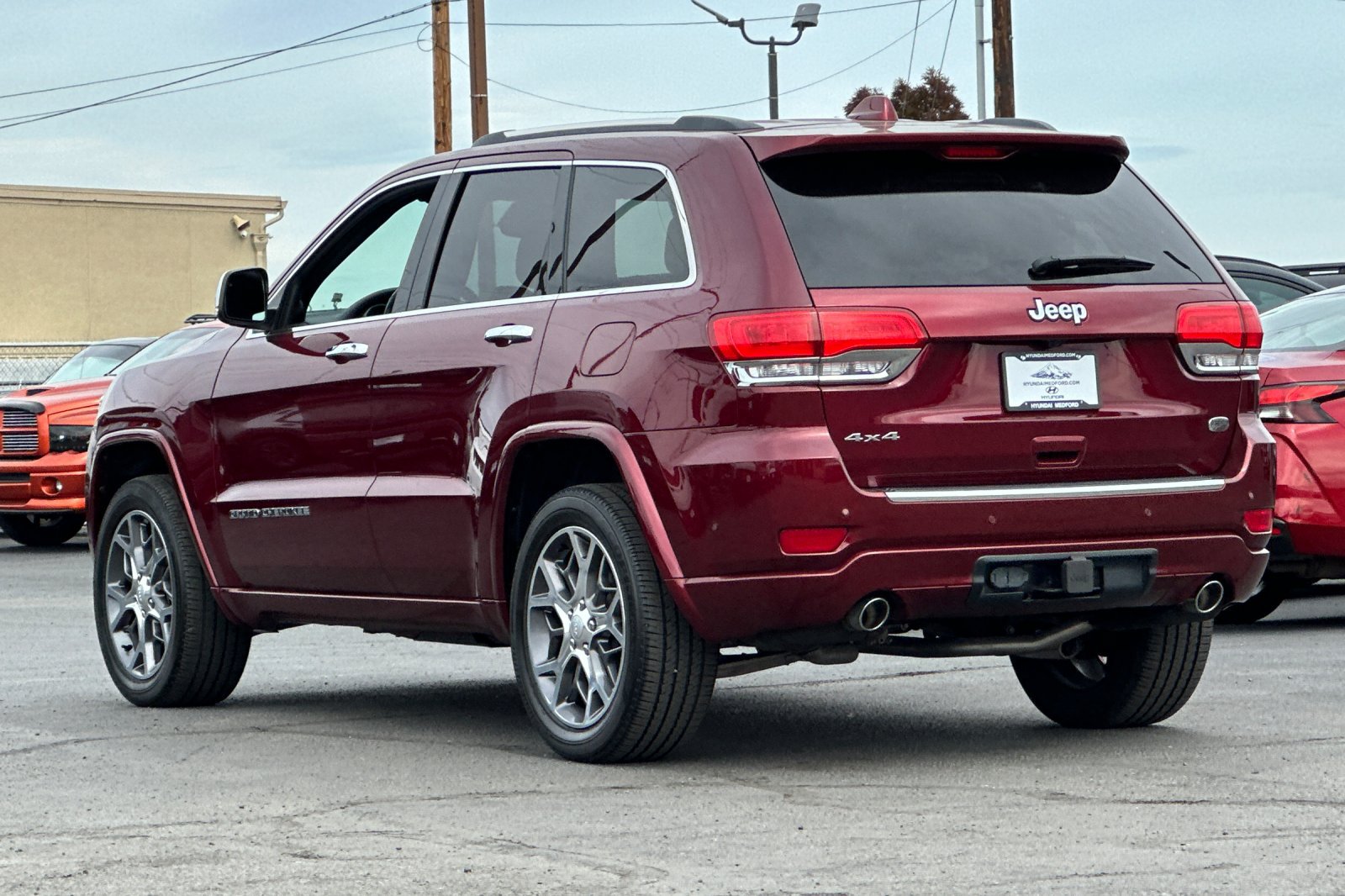 Used 2020 Jeep Grand Cherokee Overland AWD/4WD image 6