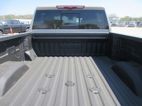 New 2026 GMC Sierra 2500 AT4 w/ AT4 Premium Plus Package image 7