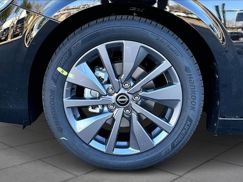 New 2026 Nissan Sentra SL w/ Floor Mat Package FWD image 9