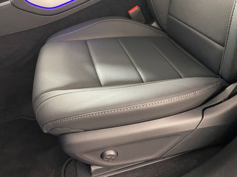 Used 2025 Mercedes-Benz GLE 350 4MATIC image 12