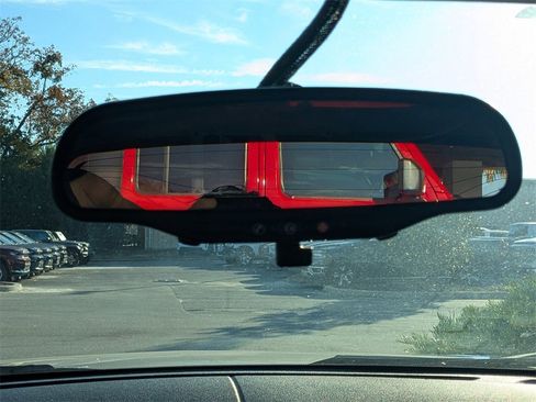 Used 2008 Saturn Sky image 29