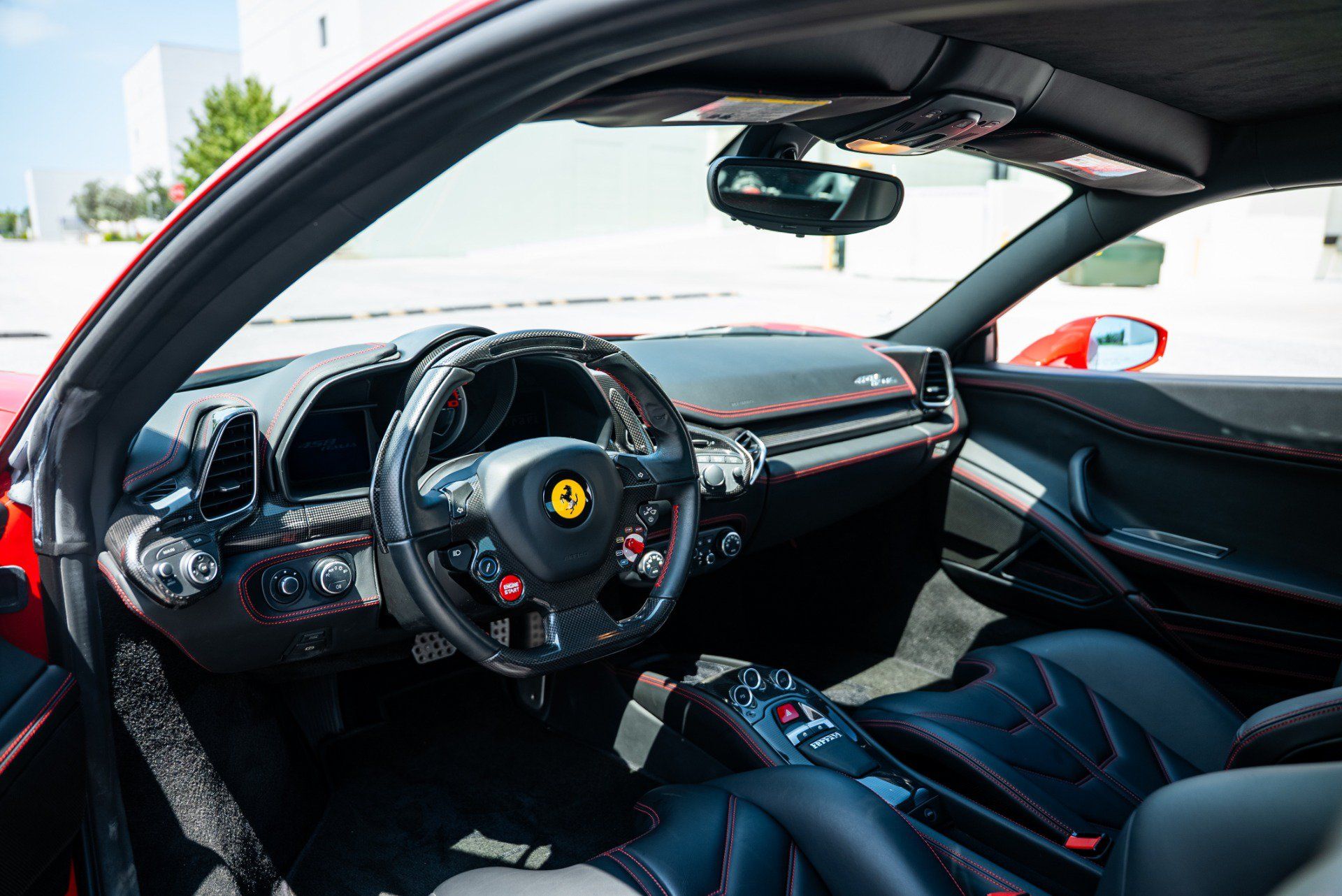 Used 2014 Ferrari 458 Italia Coupe RWD image 19