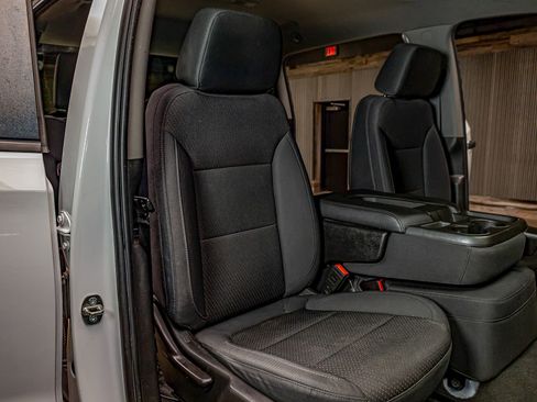 Used 2020 Chevrolet Silverado 1500 Custom Trail Boss image 23