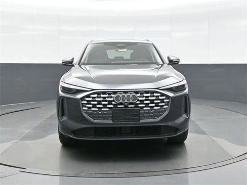 New 2025 Audi Q5 Premium image 2