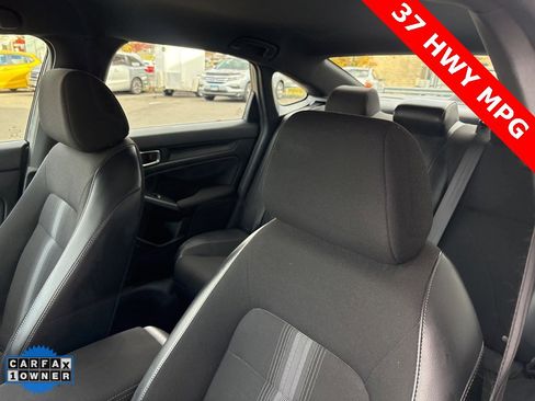 Used 2023 Honda Civic Sport image 22