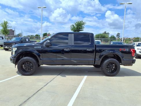 Used 2017 Ford F150 XL w/ Equipment Group 101A Mid AWD/4WD image 8