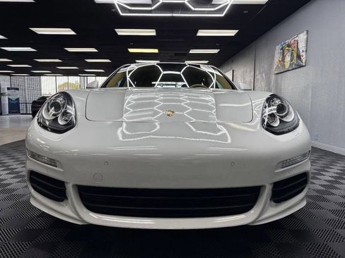 Used 2015 Porsche Panamera 4 AWD/4WD image 3