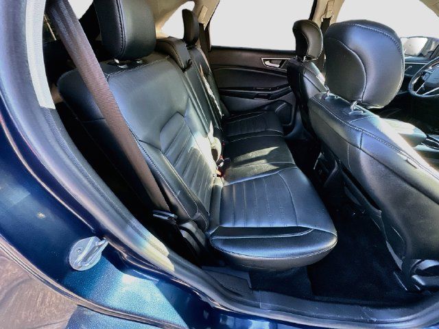 Used 2017 Ford Edge SEL w/ Equipment Group 201A AWD/4WD image 29