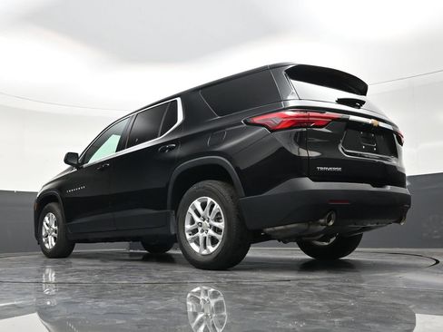 Used 2023 Chevrolet Traverse LS FWD image 22