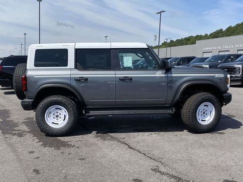 New 2026 Ford Bronco Heritage Edition AWD/4WD image 2