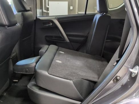 Used 2018 Toyota RAV4 Limited w/ Advanced Technology Package AWD/4WD image 17