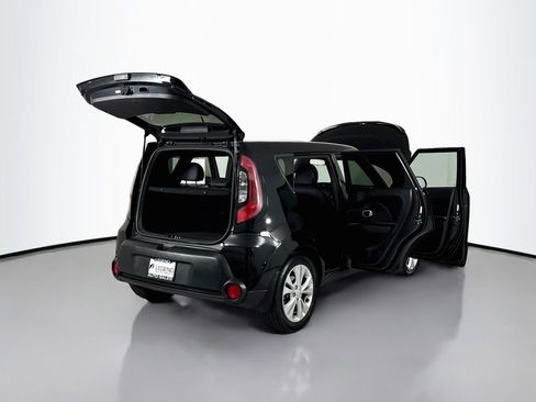 Used 2015 Kia Soul + w/ Primo Package FWD image 20
