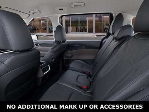 New 2026 Kia Carnival LXS FWD image 18
