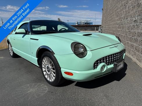 Used 2004 Ford Thunderbird RWD image 3