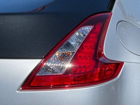 Used 2020 Nissan 370Z image 46