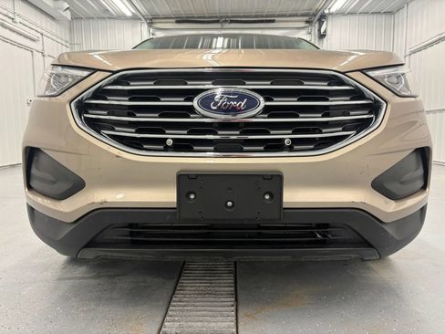 Used 2020 Ford Edge SE w/ Cargo Accessory Package FWD image 11