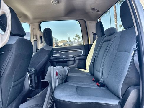 Used 2019 RAM 2500 Big Horn image 25